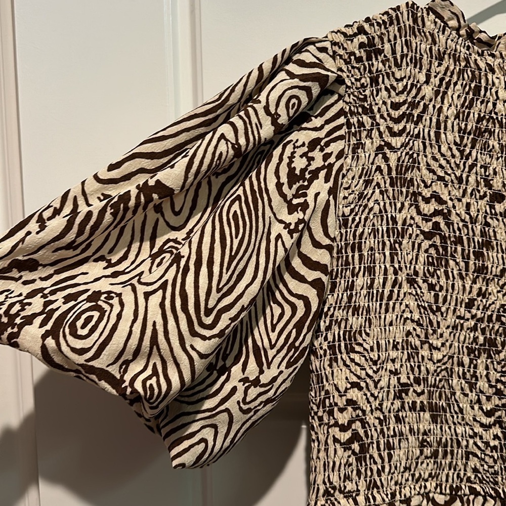 Anthropologie MOON RIVER Smocked Puff Sleeve Midi Dress
 (L) NWOT - Picture 9 of 10